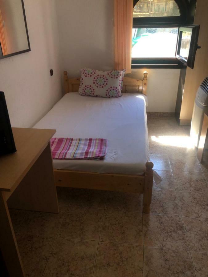 Kŭrdzhali Hotel White House מראה חיצוני תמונה