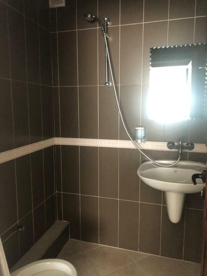 Kŭrdzhali Hotel White House מראה חיצוני תמונה